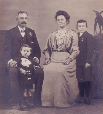 Elias_Amanda_Harold_and_Percy_Gilbert.jpg